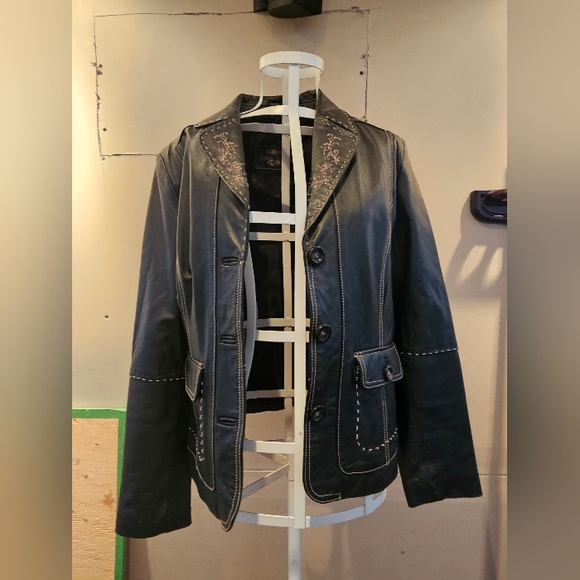Leather Jacket - Picture 2 of 9